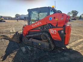 Kubota SVL75-2 Track Loader  - picture0' - Click to enlarge