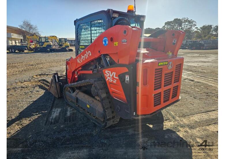 Kubota SVL75-2 Track Loader 