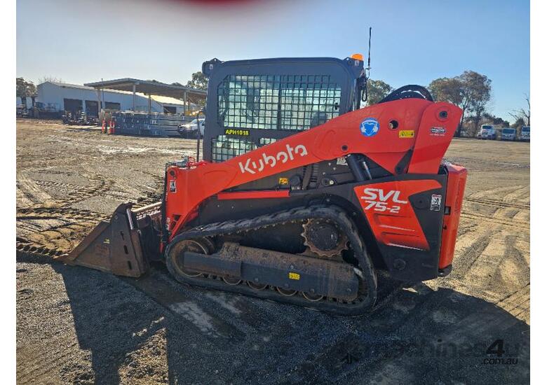 Kubota SVL75-2 Track Loader 