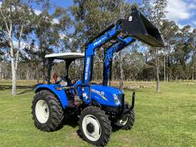 TRACTOR TT 4.55 4WD - picture2' - Click to enlarge