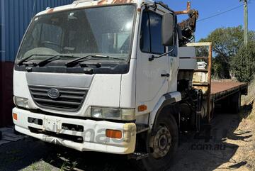 Ud 2007 NISSAN   RIDGID TRUCK