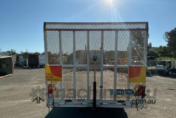 2003 Mitsubishi Fuso FV500 Table Top Beaver Tail