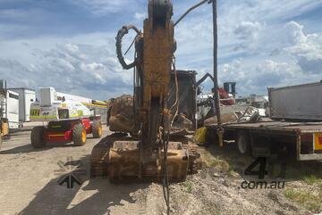 Caterpillar 320DL Excavator (Steel Tracked) Caterpillar 320DL Excavator (Steel Tracked)
