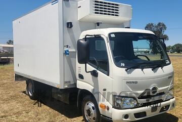 Hino 300 Series 2 616 Medium 4x2 Automatic Refrigerated Pantech. Ex Woolworths. Hino 300 Series 2 616 Medium 4x2 Automatic Refrigerated Pantech. Ex Woolworths.