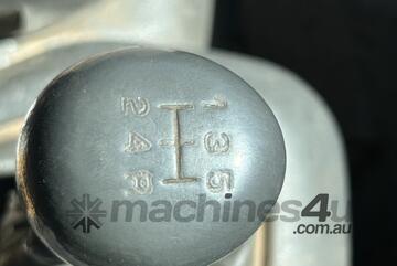 1993 Mazda T4000 Table Top (Day Cab) 1993 Mazda T4000 Table Top (Day Cab)