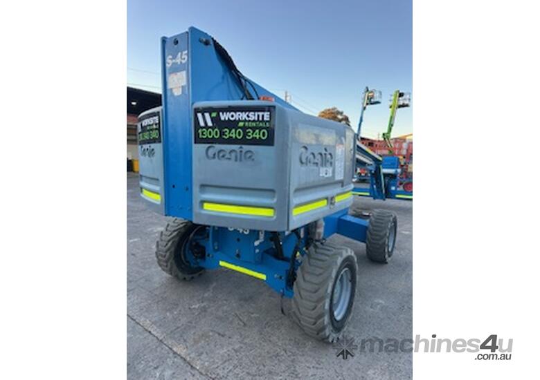 45ft Telescopic boom lift - S45 Genie