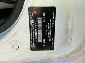 2011 Toyota Hilux SR 4x2 Extra Cab V6 Petrol W/Tailgate Loader - picture0' - Click to enlarge