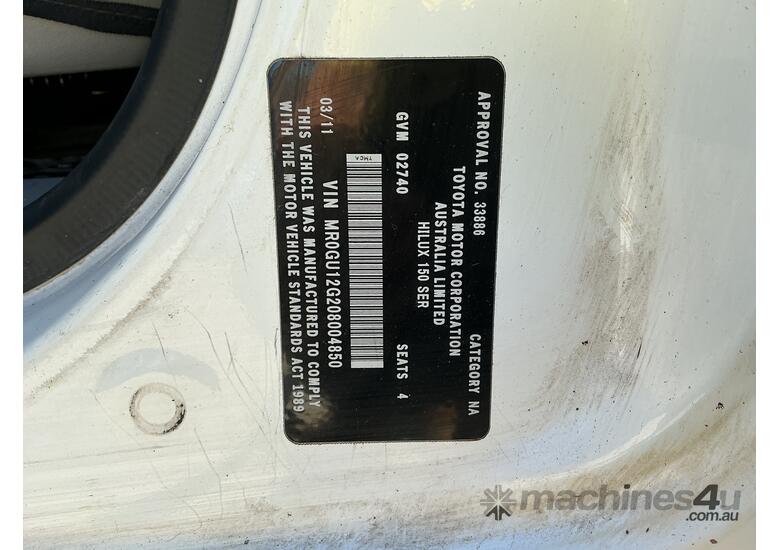 2011 Toyota Hilux SR 4x2 Extra Cab V6 Petrol W/Tailgate Loader