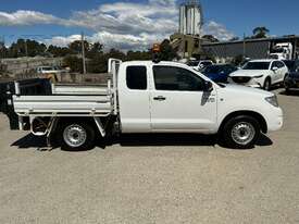 2011 Toyota Hilux SR 4x2 Extra Cab V6 Petrol W/Tailgate Loader - picture1' - Click to enlarge