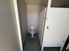 6x3 Toilet Block - picture0' - Click to enlarge
