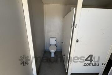6x3 Toilet Block