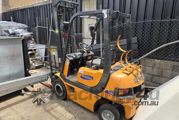 Samsung SF18L Forklift (Counterbalanced)