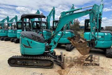 Kobelco   SK30SR-6 EXCAVATOR