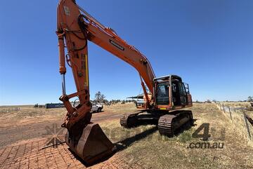 Doosan 2008   DX300LC EXCAVATOR