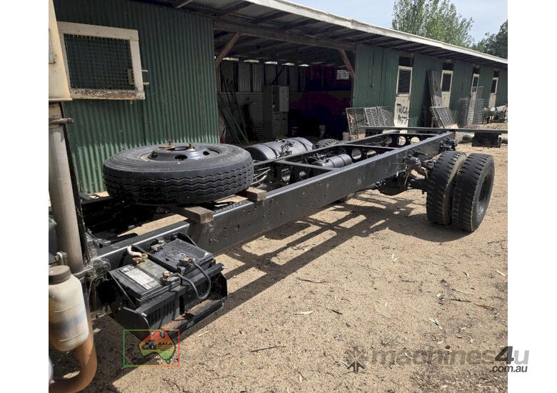 (10316) 1998 Isuzu FRR-500 LWB Truck (Euroa, VIC)