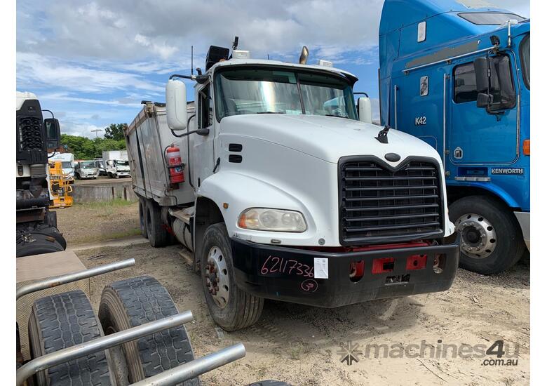 2003 Mack Vision CX Tipper