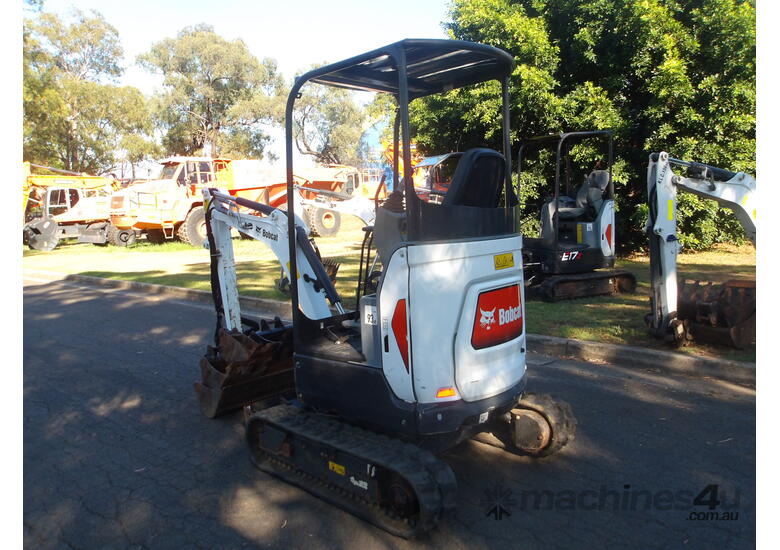 Bobcat E17 Excavator with Trailer
