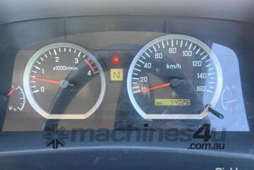 2014 Isuzu NPR 200 MWB Table Top