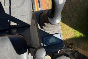 Mini Excavator 2015 CAT 301.4C with Trailer (Ex-Coates Hire: In Situ)