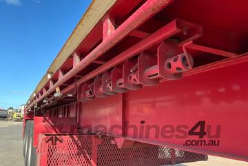 1999 Haulmark 3STOD Tri Axle Extendable Flat Top Trailer