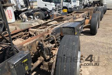 2011 Iveco ACCO 2350 Cab Chassis