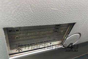 2016 Mitsubishi Canter 7/800 Table Top