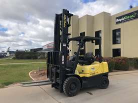 Hyster H2.50TX LPG 2 Stage Mast Side-Shift Forklift For Sale - picture2' - Click to enlarge