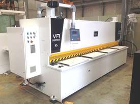 Dye VR 8mm x 4050mm with 3 stage sheet support - picture0' - Click to enlarge