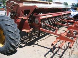 Napier 423 Culti Seeders Seeding/Planting Equip - picture2' - Click to enlarge