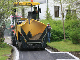 Bomag BF300P - Pavers - picture2' - Click to enlarge