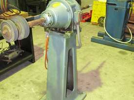 Pedestal Polishing Machine  - picture0' - Click to enlarge