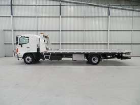 Hino FE 1426-500 Series Tilt tray Truck - picture0' - Click to enlarge