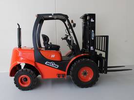 Wecan Rough Terrain 3 Tonne Diesel Forklift / All Terrain forklift - picture0' - Click to enlarge