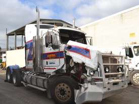 KENWORTH T400 Full Truck wrecking for parts to be sold  - picture0' - Click to enlarge