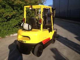 Hyster 2.50DX Counterbalance Forklift - picture1' - Click to enlarge