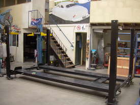 four post hoist - picture1' - Click to enlarge
