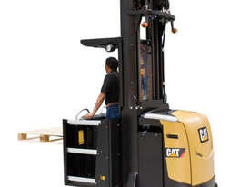 Caterpillar 1 Tonne Order Picker - picture0' - Click to enlarge