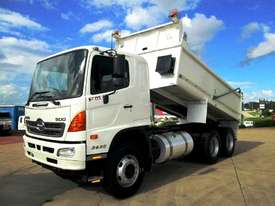 Hino FM 2630-500 Series Tipper Truck - picture0' - Click to enlarge