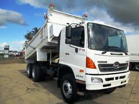 Hino FM 2630-500 Series Tipper Truck - picture1' - Click to enlarge
