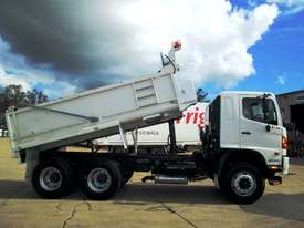 Hino FM 2630-500 Series Tipper Truck - picture2' - Click to enlarge