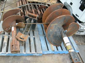 AUGER 15,000 series , 8ton to 15ton machines - picture0' - Click to enlarge