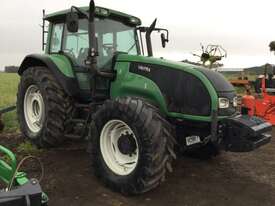 Valtra  T170 FWA/4WD Tractor - picture0' - Click to enlarge