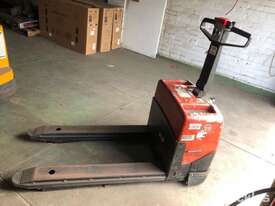 Pallet Truck, - picture0' - Click to enlarge