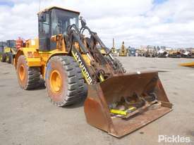2007 Hyundai HL740TM-7 - picture0' - Click to enlarge