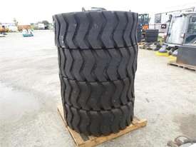 4X JX-2401 Tyres ON Pallet 1 - picture2' - Click to enlarge