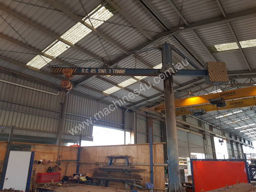 Pedestal / Jib Crane