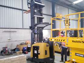 CAT 1.8T Pantograph Reach Truck - Price Reduced to Clear - picture1' - Click to enlarge