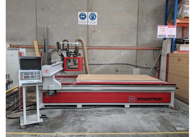 caption WOODWORKING CNC MACHINE