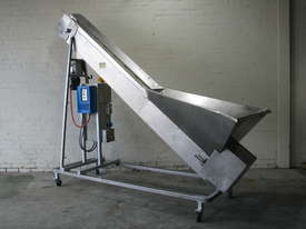Stainless Hopper Feeder Variable Speed Incline Conveyor - picture0' - Click to enlarge