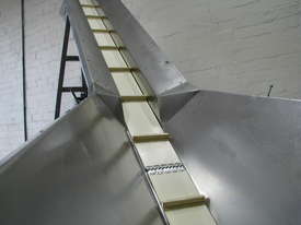 Stainless Hopper Feeder Variable Speed Incline Conveyor - picture1' - Click to enlarge